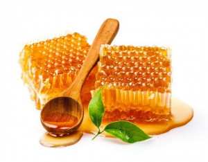 7 Manfaat Madu Bagi Kecantikan dan Kesehatan Kulit