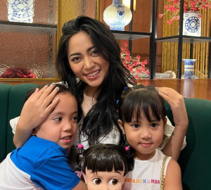 Parenting Ala Rachel Vennya, Ajak Anak "Pillowtalk" Sebelum Tidur