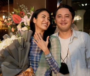 Selamat, Aulia Sarah Sang Badarawuhi Resmi Dilamar Kekasihnya