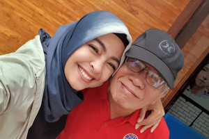 Alami Stroke Ke-4 dalam Sebulan, Tantri KOTAK Minta Doa untuk Ayahnya