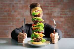 Ini 5 Cara Kendalikan Stress Eating