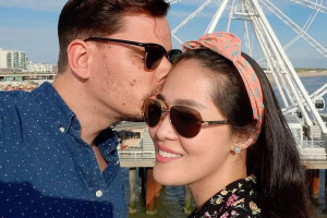 Suami Bule Gracia Indri Ulang Tahun, Siapa Dia?