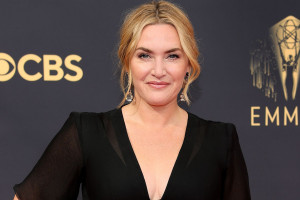 Sikap Kate Winslet Tenangkan Sosok Reporter yang tengah Gugup Tuai Pujian