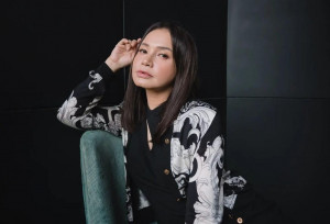 Rossa Unggah Foto Usai Dituding Selingkuh dengan Reza Arap, Netizen Pertanyakan Kebenarannya