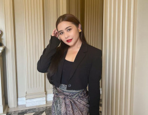 Prilly Latuconsina Siap Jadi Dosen Praktisi di Jurusan Ilmu Komunikasi UGM