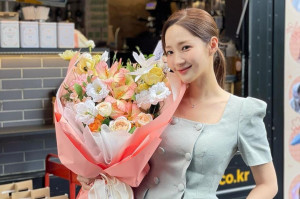 Dirumorkan Kencan dengan Pengusaha Kaya, Agensi Park Min Young Pastikan Sudah Putus