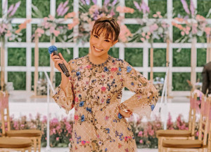 Sadar Suami Bisa Diambil Orang, Ayu Dewi Lebih Pilih Anak