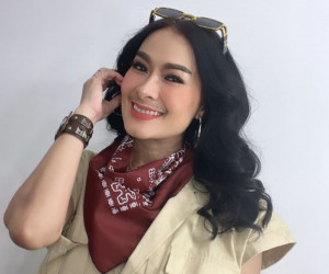 Iis Dahlia Yakin Perempuan yang Dilempar Bola oleh Billar Bukan Lesti Kejora