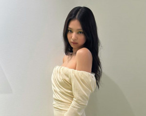 Jennie BLACKPINK Perdana Bocorkan Lagu Terbarunya di Konser BORN PINK Seoul