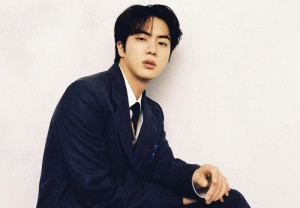 Sebelum Wamil, Jin BTS Sampaikan Pesan Haru untuk ARMY di "MAMA 2022"