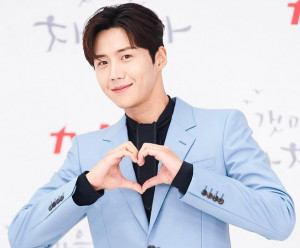 Bayar Kerinduan Fans, Kim Seon Ho Akan Comeback dengan Drama “Hash’s Shinru”