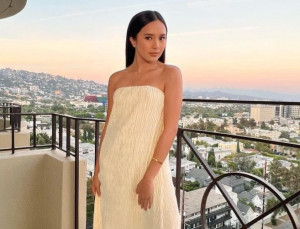Hadiri Gala Premier "Ticket to Paradise" di LA, Intip Pesona Beby Tsabina