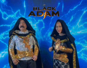 Lengkap dengan Kostumnya, Adam Suseno dan Inul Hadiri Premier Film “Black Adam”