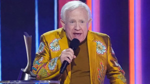 Terlibat Kecelakaan Mobil, Aktor Leslie Jordan Meninggal Dunia