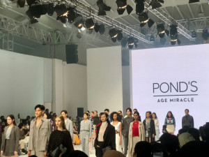 Pond's Age Miracle Ajak 3 Desainer Perempuan Tampilkan Karyanya di JFW 2023