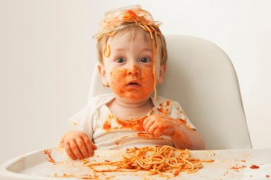 Tuai Kontroversi, Ini 5 Manfaat Baby Led Weaning untuk Si Kecil