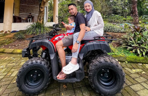 Nathalie Holscher Pamer Kedekatan, Diduga Balikan dengan Mantan Pacar
