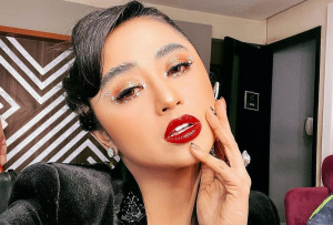 Dewi Perssik Buat Sayembara Rp100 Juta untuk Cari Orang yang Hina Dirinya