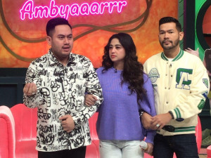 Dewi Perssik Diserang Haters, Nassar dan Rian Ibram Angkat Bicara