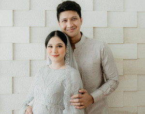 Yasmine Ow dan Aditya Zoni Dikaruniai Anak Pertama Lewat Persalinan Cesar Darurat