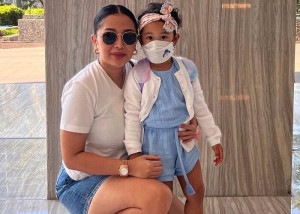 Mutia Ayu Bagikan Momen Anaknya Ajak Bicara Foto Glenn Fredly