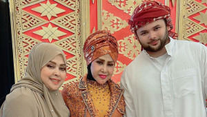 Ridho Rhoma Dikabarkan Sudah Nikah, Elvy Sukaesih: Mabruk untuk Pengantin Baru