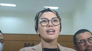 Bacakan Eksepsi di Sidang Kedua, Tangis Nikita Mirzani Pecah
