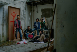 .Feast Rilis Music Video "Bintang Massa Aksi" di Album Terbarunya