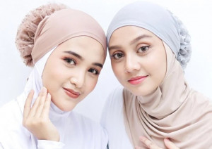 Anti Pusing dan Gerah, Ini 5 Tips Pilih Inner Hijab