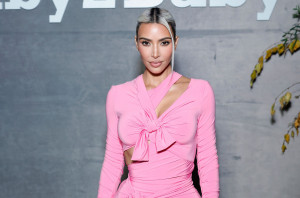 Kim Kardashian Evaluasi Kembali Hubungannya dengan Balenciaga