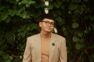 Kenalkan Nama Panggung “Nang Buju”, Ravi Rilis Single “Bersamamu Aku Cukup”