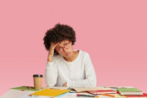 Benci Hari Senin? Ini 5 Faktor Penyebab Alami Monday Blues