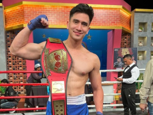 Tinju dengan Enrique Dustin, Verell Bramasta Alami Cedera Bahu