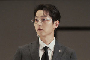 "Reborn Rich" Cetak Rating Tinggi, Song Joong Ki Bagikan Pengalamannya saat Syuting
