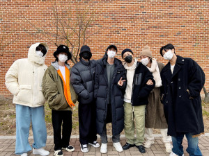 Wamil Hari Ini, Personil BTS Lepas Keberangkatan Kim Seok Jin