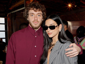 Move on dari Anwar Hadid, Dua Lipa Dikabarkan Berkencan dengan Jack Harlow