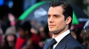 Didepak dari Superman, Henry Cavill Tak Lagi Bintangi "The Witcher"