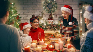 Kalap Makan Saat Natal Bikin Berat Badan Naik, Ini 5 Tips Mencegahnya