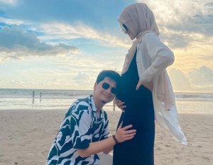 Dinilai Tak Islami, Warganet Kritik Alvin Faiz Adakan Acara Gender Reveal