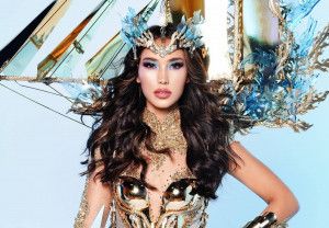 Siap Berkompetisi di Miss Universe, Laksmi De Neefe Bawakan Kostum "Kapal Pinisi"