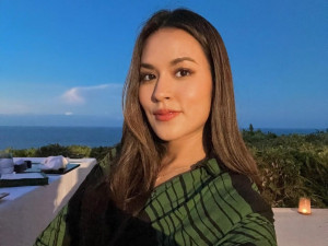 Raisa Habiskan Banyak Waktu Bersama Anak dengan Baca Buku