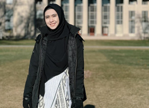 Tak Ajak Putra Bungsu ke Luar Negeri, Ini Alasan Oki Setiana Dewi