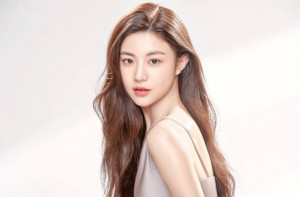 Lawan Haters, Agensi Go Youn Jung Siap Tempuh Jalur Hukum