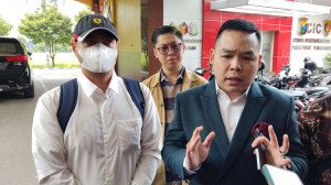 Ferry Irawan Resmi Ditahan Polisi Usai Jalani Pemeriksaan