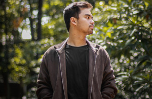 Terinspirasi dari Kisah Pilu Teman, Farrell Ferdio Rilis "Stay" Bareng Diandra Ferdytha