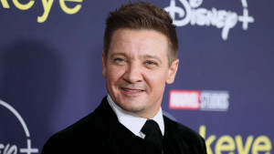 Jalani Pemulihan Usai Kecelakaan, Jeremy Renner: Tulang yang Patah Akan Sembuh