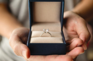Exclusive Diamond Jewellery Untuk Melamar Pujaan Hati