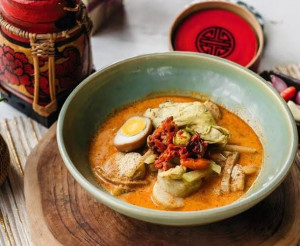 5 Pilihan Tempat Makan Lontong Cap Go Meh di Malang, Yuk Cobain!