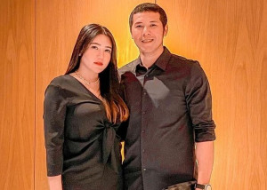 Via Vallen Hobi Belanja Online, Chevra Yolandi Beri Teguran
