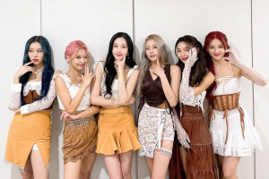 6 Tahun Berkarier, Girl Group MOMOLAND Resmi Umumkan Bubar